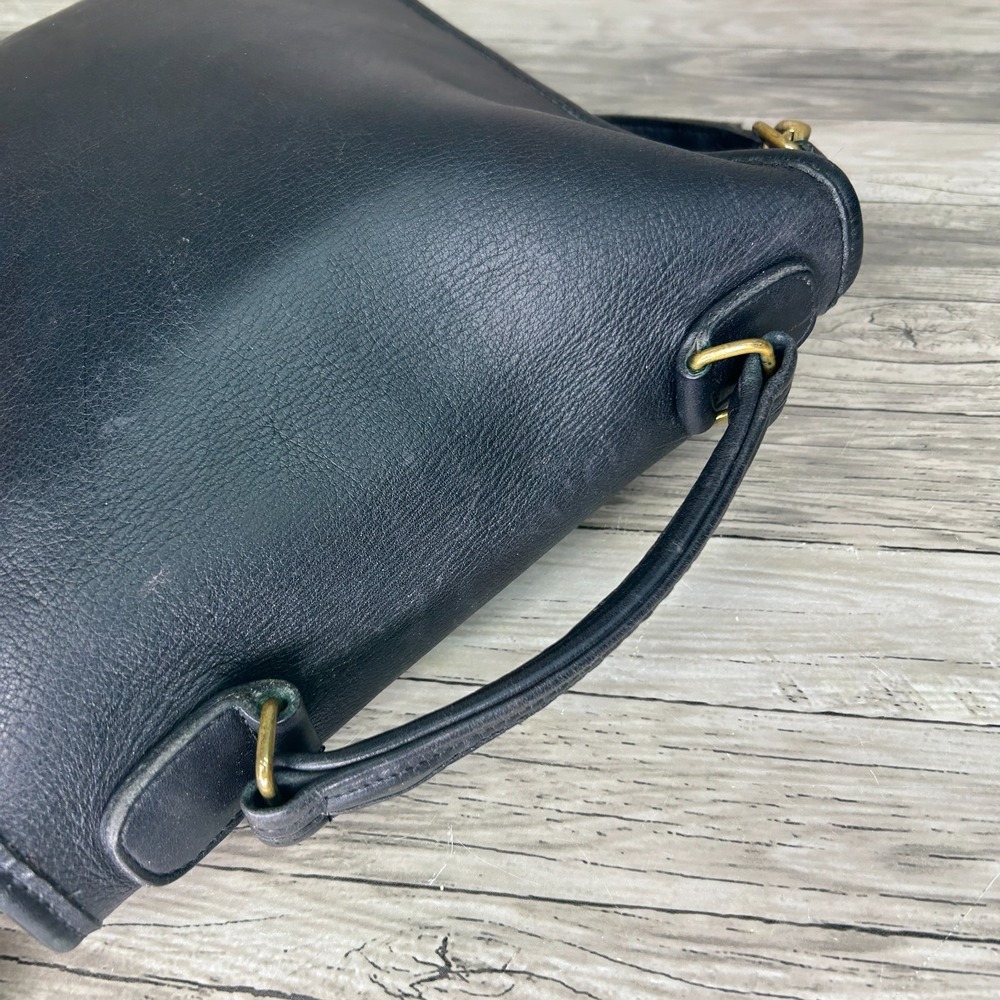 Vintage Coach Station Bag Crossbody Purse Satchel Black Leather 90s - Picture 10 of 14